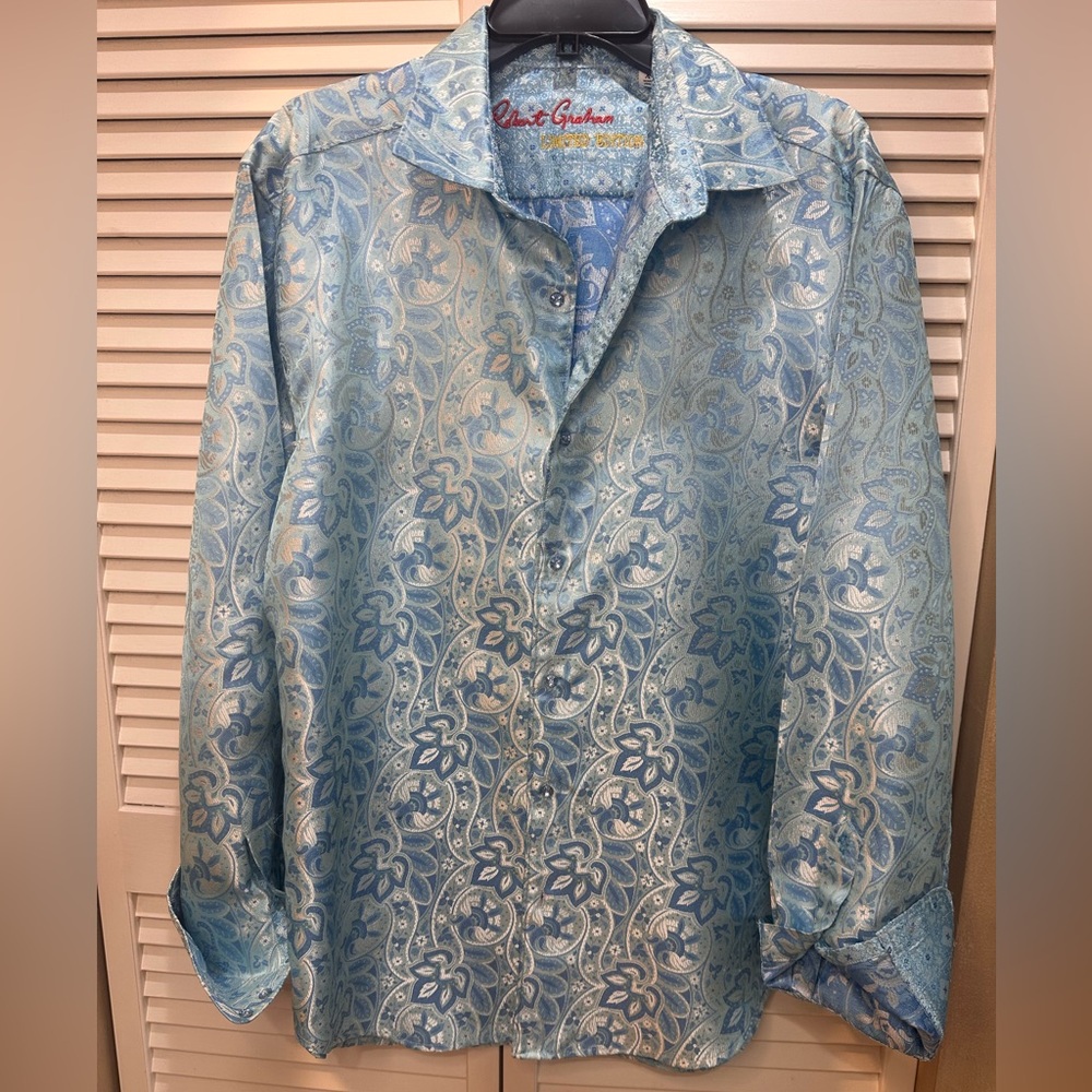 The blue eyes limited edition Long sleeve shirt